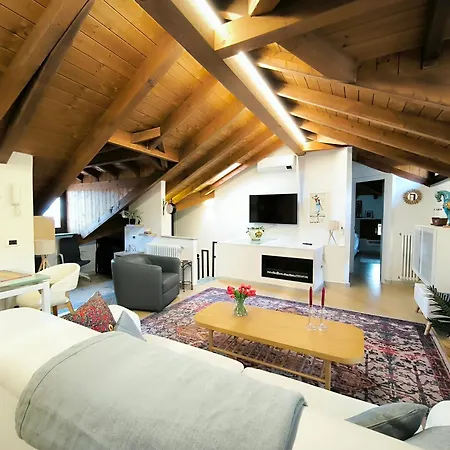 דירה Modern Flat In Old Town *